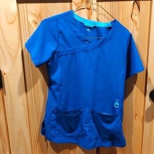 Carhartt scrub top